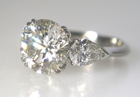 Style# So846 Round w/ Pear Shapes